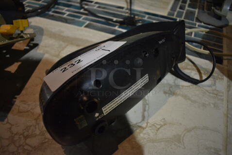Metal Hand Mixer. Missing Attachments. 3.5x9.5x6. (bar)