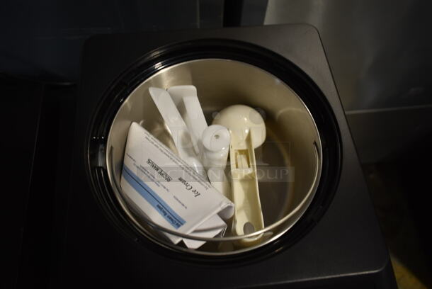 BRAND NEW SCRATCH AND DENT! Whynter ICM-201SB 2.1 Quart Countertop Automatic Ice Cream Maker. 115 Volts, 1 Phase. Tested and Working! - Image 4 of 5