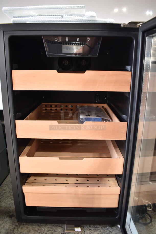 BRAND NEW SCRATCH AND DENT! Whynter CHC-421HC 4.2 cu.ft. Cigar Cabinet Cooler and Humidor with Humidity Temperature Control and Spanish Cedar Shelves. 115 Volts, 1 Phase. Tested and Working! - Image 5 of 6