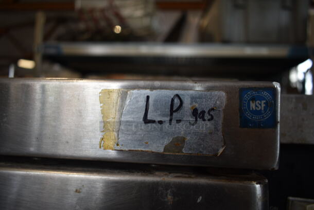 Vulcan Stainless Steel Commercial Propane Gas Powered Full Size Convection Oven w/ View Through Doors, Metal Oven Racks and Thermostatic Controls. - Image 8 of 10