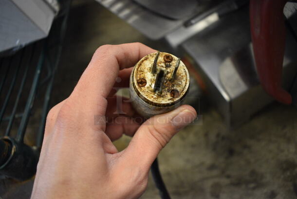 Fleetwood Stainless Steel Commercial Countertop Meat Slicer. 115 Volts, 1 Phase. 25x18x20. Tested and Working! - Image 8 of 10