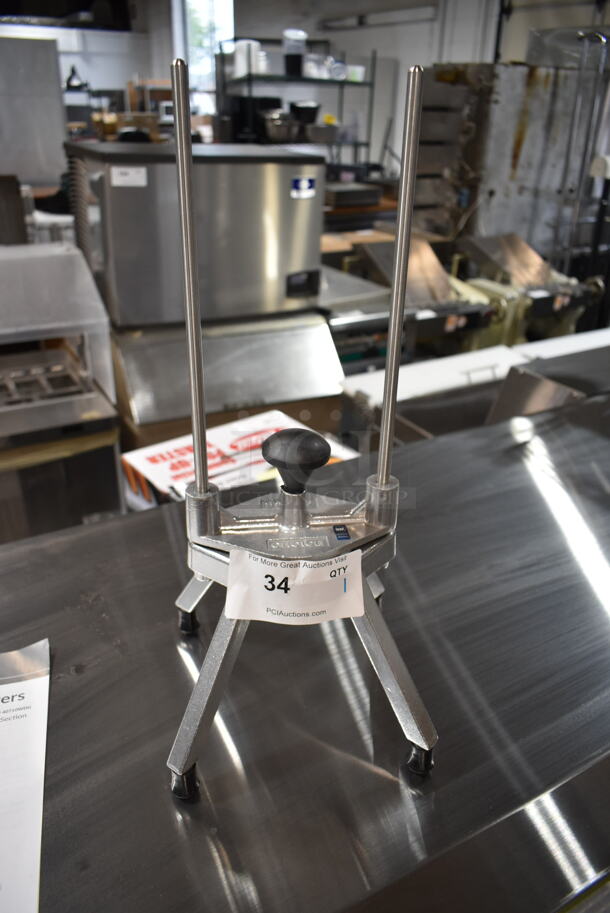 BRAND NEW SCRATCH AND DENT! Choice 4076WDG Metal 10 Section Fruit/Vegetable Wedge Cutter.  - Image 4 of 6