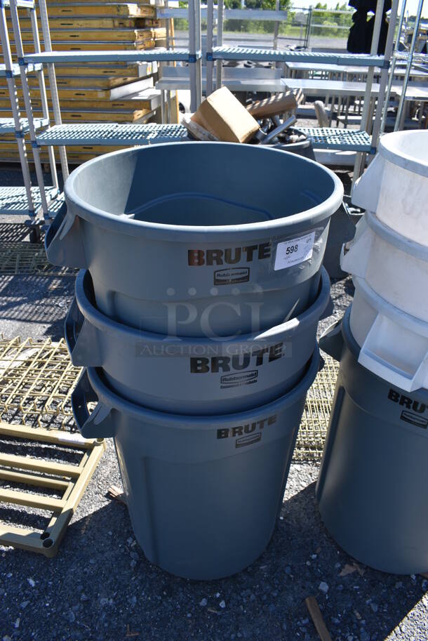 7 Various BRAND NEW Rubbermaid Brute Poly Trash Cans; 3 White and 4 Gray. Includes 24x22x28. 7 Times Your Bid! - Image 2 of 4