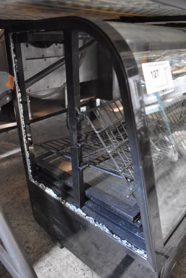 BRAND NEW SCRATCH AND DENT! KoolMore CDC-3C-BK Metal Commercial Countertop Refrigerated Display Case Merchandiser. Side Glass Panels Are Broken. 115 Volts, 1 Phase. Tested and Working! - Image 3 of 6