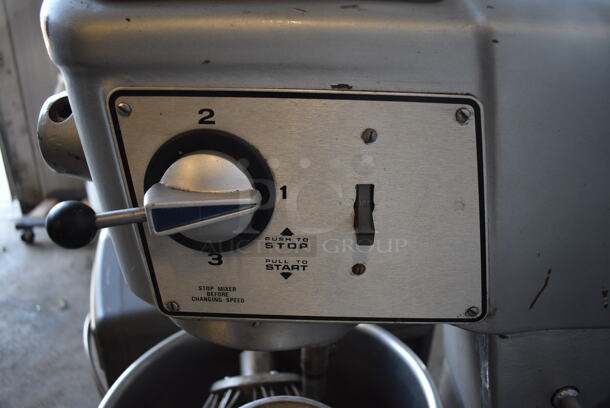 Hobart Model D-300 Metal Commercial Floor Style 30 Quart Planetary Dough Mixer w/ Stainless Steel Mixing Bowl, 2 Dough Hooks and Whisk Attachments. 208 Volts, 3 Phase. 21x22x46 - Image 2 of 8