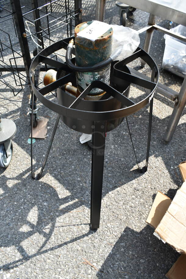 Black Metal Propane Gas Powered Single Burner Stock Pot Range.  - Image 1 of 3