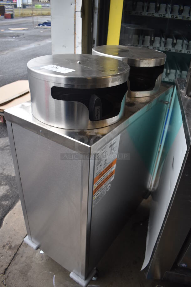 BRAND NEW! 2020 Delfield CAB2-1013QT Quick Temp Mobile Enclosed Two Stack Heated Dish Dispenser / Warmer on Commercial Casters. 120 Volts, 1 Phase. 15.5x30.5x43. Tested and Working! - Image 6 of 6