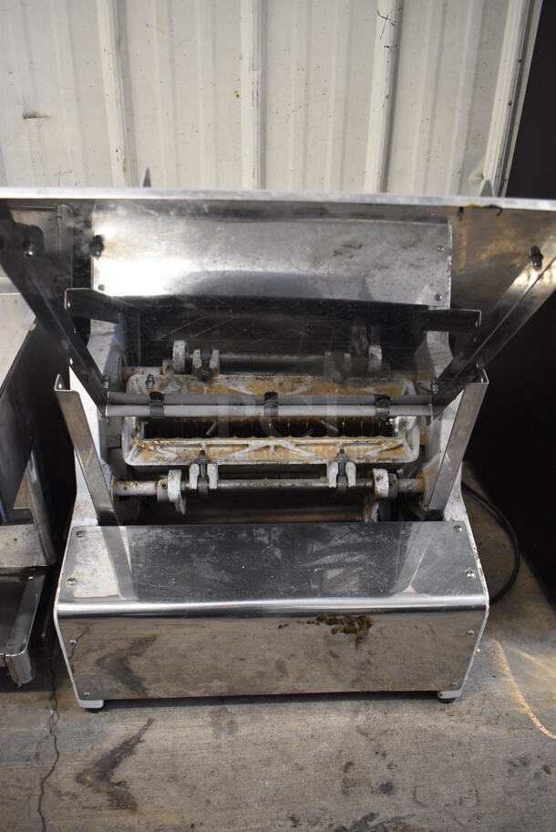 Metal Commercial Countertop Bread Loaf Slicer. 120 Volts, 1 Phase. 21x27x27. Tested and Working! - Image 6 of 6