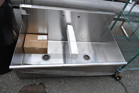 BRAND NEW SCRATCH AND DENT! Stainless Steel Commercial 2 Bay Sink w/ 233209761000 Bunn 20976.1000 3/8" x 12" Replacement Silicone Tubing for Coffee Brewers. No Legs. 