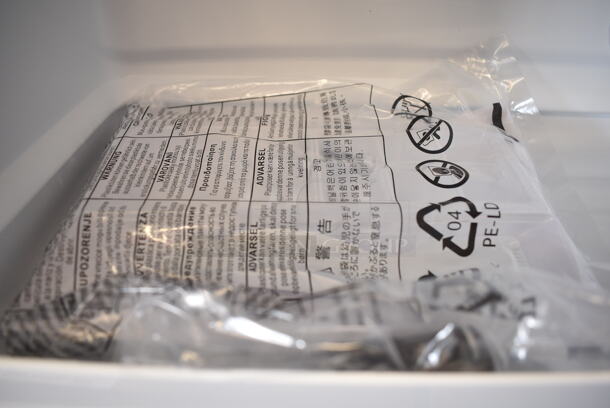 BRAND NEW SCRATCH AND DENT! Whynter CUF-112SS Stainless Steel Mini Freezer. 115 Volts, 1 Phase. Tested and Working! - Image 5 of 7