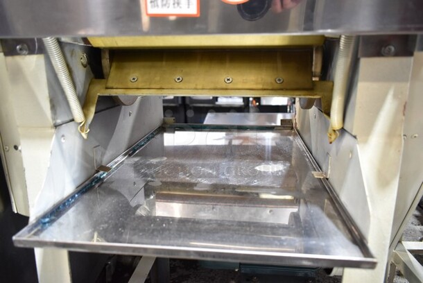 HC YJ-130 Metal Commercial Floor Style Dough Sheeter. 220 Volts.  - Image 4 of 6