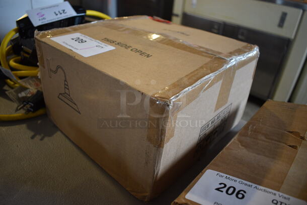 BRAND NEW SCRATCH AND DENT! A0224101 Light Fixture - Image 3 of 4