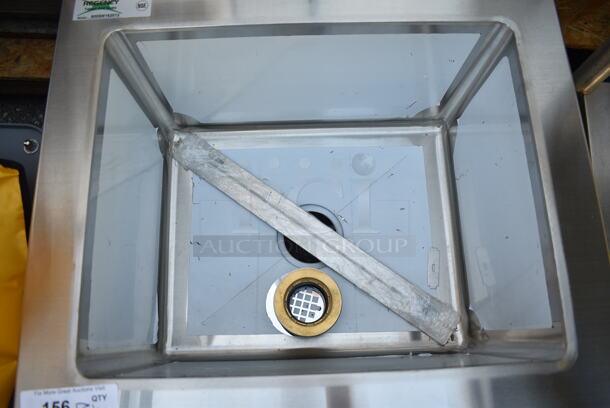 BRAND NEW SCRATCH AND DENT! Regency 600SM162012 25" 16-Gauge Stainless Steel One Compartment Floor Mop Sink - 20" x 16" x 12" Bowl - Image 3 of 4