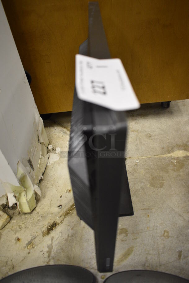 Lenovo Flat Screen Computer Monitor  - Image 4 of 5