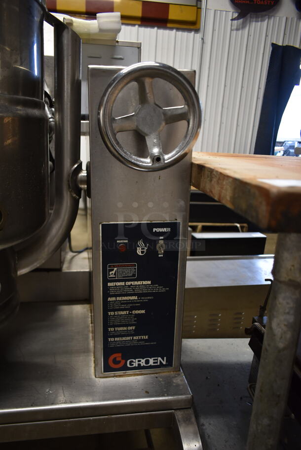 Groen TDHC-40 Stainless Steel Commercial Natural Gas Powered 40 Quart Steam Kettle Manual Tilting Kettle.  - Image 2 of 6