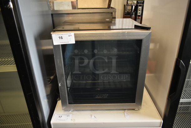 Arctic King ARV48B1AST Metal Commercial Single Door Mini Cooler Merchandiser. 115 Volts, 1 Phase. Tested and Working! - Image 1 of 4