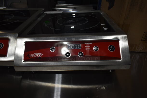 BRAND NEW SCRATCH AND DENT! 2023 Avantco 177IC3500 Stainless Steel Commercial Countertop Electric Powered Single Burner Induction Range. 208-240 Volts, 1 Phase.  - Image 3 of 5