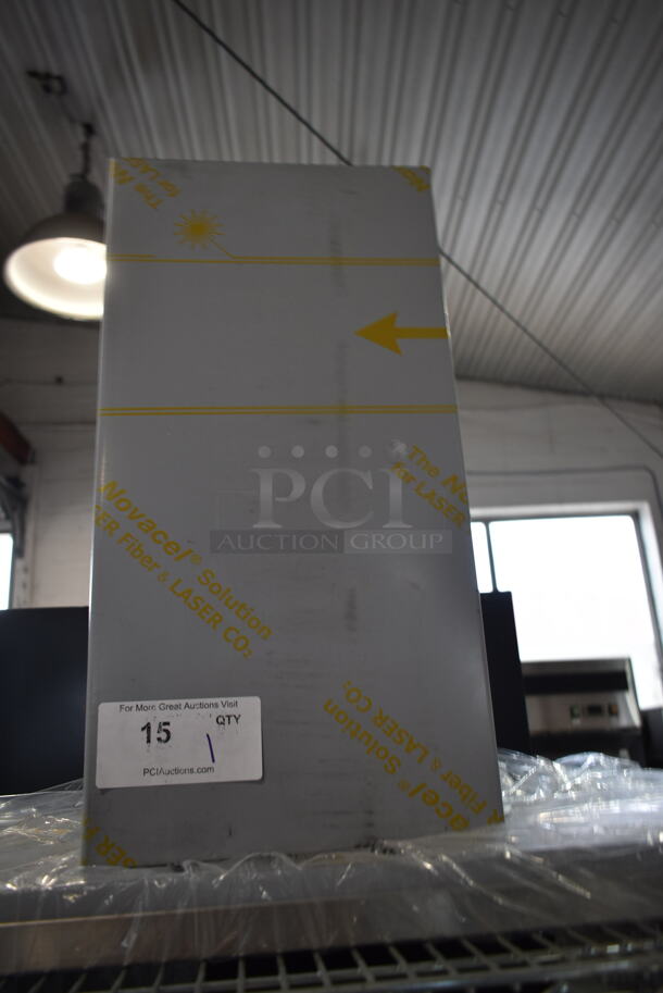 BRAND NEW SCRATCH AND DENT! 2022 Futuro CLUN90.AOP1 Stainless Steel Range Hood. 110-120 Volts, 1 Phase.  - Image 2 of 8