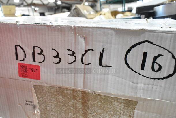 2 BRAND NEW SCRATCH AND DENT! Harmonized Home CP48DW11N 48" White Industrial Indoor / Outdoor High Performance Ceiling Fan CP48DW11N - 7370 CFM, 120V, 1 Phase. 2 Times Your Bid!  - Image 3 of 4