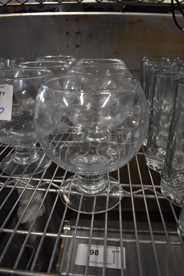 6 Fishbowl Wine Glasses. 6x6x7. 6 Times Your Bid! - Image 1 of 3