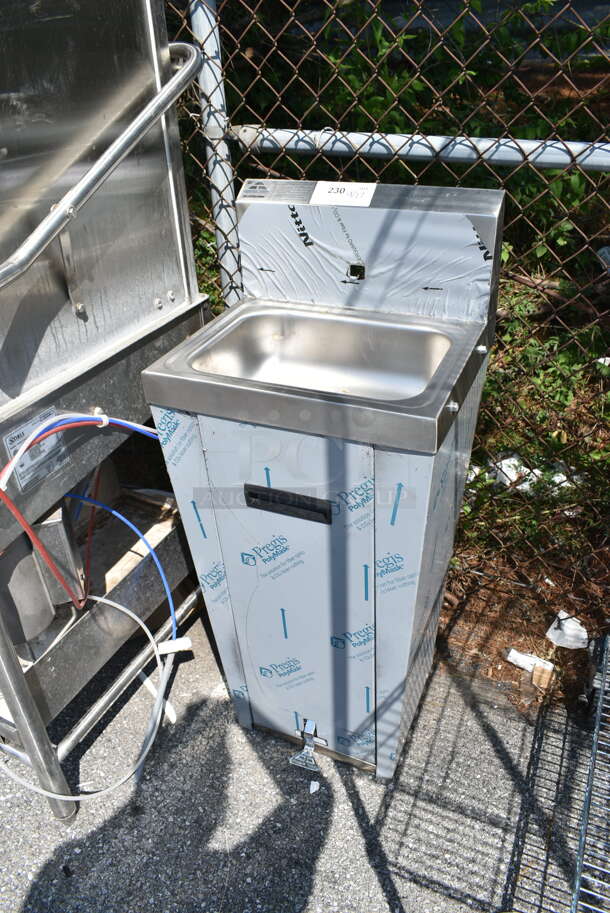 BRAND NEW SCRATCH AND DENT! Advance Tabco 7-PS-90 Hands Free Hand Sink with Pedestal Base - Image 3 of 7