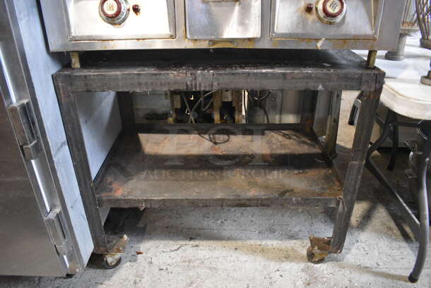 Toastmaster Stainless Steel Commercial Countertop Electric Powered Flat Top Griddle on Metal Equipment Stand w/ Commercial Casters. 208 Volts, 1 Phase. 36x24x42.5 - Image 4 of 5