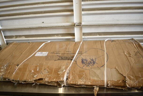 BRAND NEW SCRATCH AND DENT! Regency 460GSC2436KM NSF Mobile Green Wire Security Cage Kit - 24" x 36" x 69". May Be Missing Pieces.  - Image 2 of 3