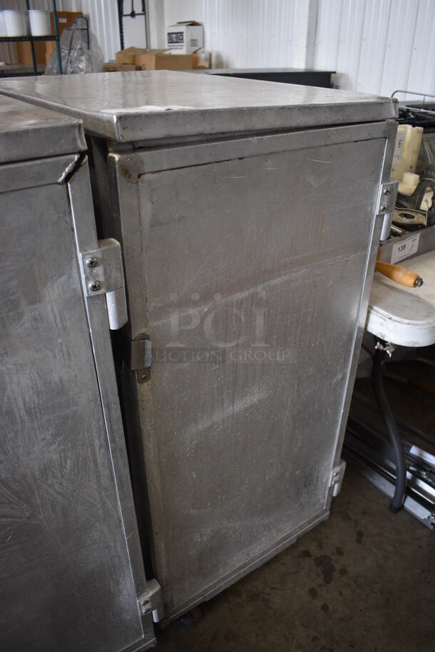 Metal Commercial Enclosed Pan Transport Rack on Commercial Casters. 19x29x44 - Image 3 of 4