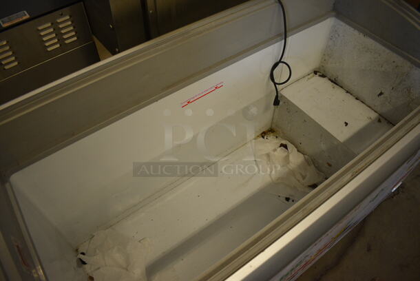 2018 Excelente Metal Commercial Open Freezer on Commercial Casters. 59x28x36. Tested and Working! - Image 4 of 6