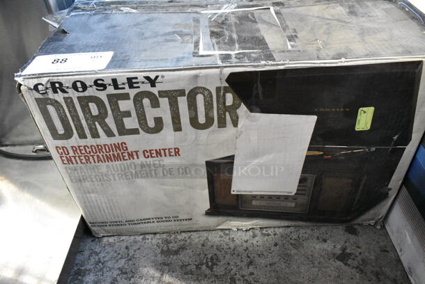 IN ORIGINAL BOX! Crosley  CR2405C-ES Director CD Recorder - Image 2 of 3
