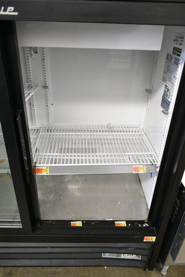 2019 True GDM-41SL-48-HC-LD Metal Commercial 2 Door Reach In Cooler Merchandiser w/ Poly Coated Racks. 115 Volts, 1 Phase. Tested and Working! - Image 4 of 5