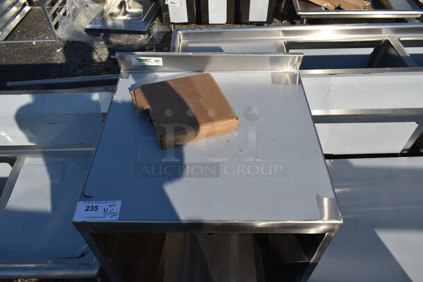 BRAND NEW SCRATCH AND DENT! Regency Stainless Steel Table w/ Back Splash and Under Shelf. - Image 3 of 4
