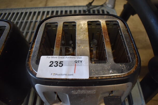 Black & Decker Metal Countertop 4 Slot Toaster. 120 Volts, 1 Phase. 10x9x7 - Image 3 of 4