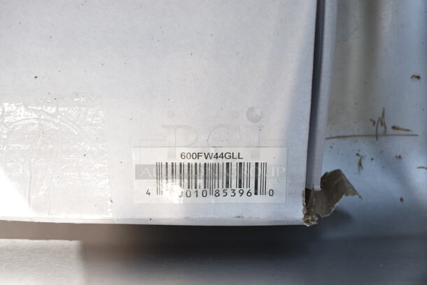 BRAND NEW SCRATCH AND DENT! Regency 600HS17SPLFT 17" x 15" Wall Mounted Hand Sink with Gooseneck Faucet and Left Side Splash - Image 6 of 8