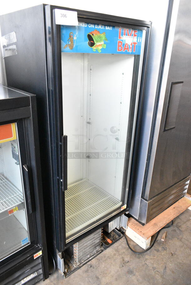 True GDM-12 Metal Commercial Single Door Reach In Cooler Merchandiser w/ Poly Coated Racks. 115 Volts, 1 Phase. Tested and Working! - Image 2 of 5
