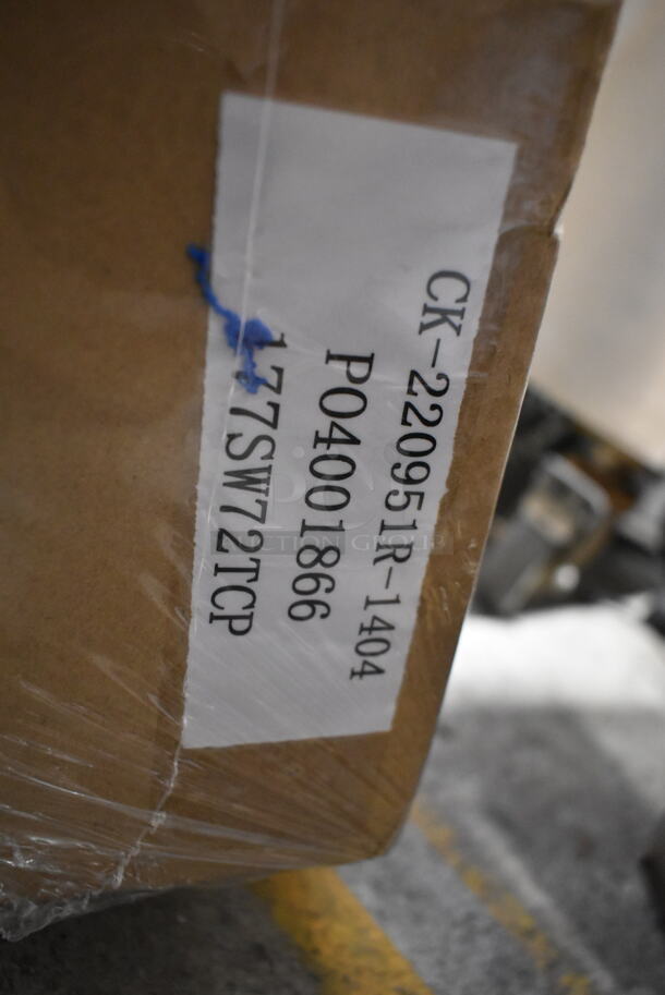 BRAND NEW IN BOX! Avantco 177SW72TCP Stainless Steel Commercial 72" High Wattage Strip Warmer with Toggle Controls. 120 Volts, 1 Phase. - Image 5 of 5