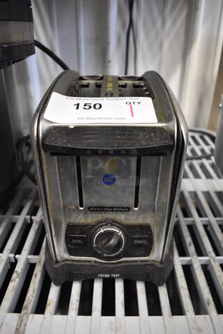 Proctor Silex Chrome Finish 2 Slot Toaster. 6.5x12x8