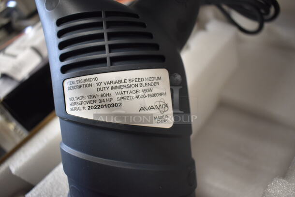 BRAND NEW SCRATCH AND DENT! AvaMix 928IBMD10 Stainless Steel Commercial 10" Shaft Immersion Blender. 120 Volts, 1 Phase. Tested and Working!
 - Image 6 of 9