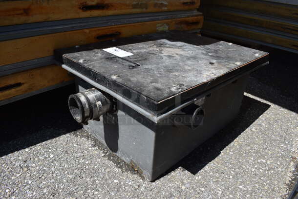 Metal Commercial Grease Trap. 18x27x11 - Image 2 of 3