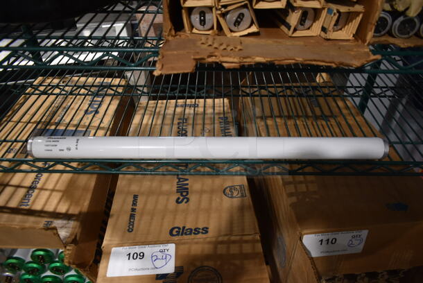 Box of 34 BRAND NEW Sylvania F20T12/CW / Philips F20T12/CW Fluorescent Tube Lights. - Image 3 of 6
