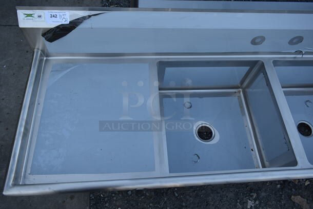 BRAND NEW SCRATCH AND DENT! Regency 600S22323224 Stainless Steel 2 Bay Sink w/ Dual Drain Boards. No Legs. Bays 23x23. Drain Boards 22.5x25 - Image 2 of 6