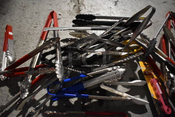 ALL ONE MONEY! Crate of Various BRAND NEW Items Including Tongs - Image 3 of 6