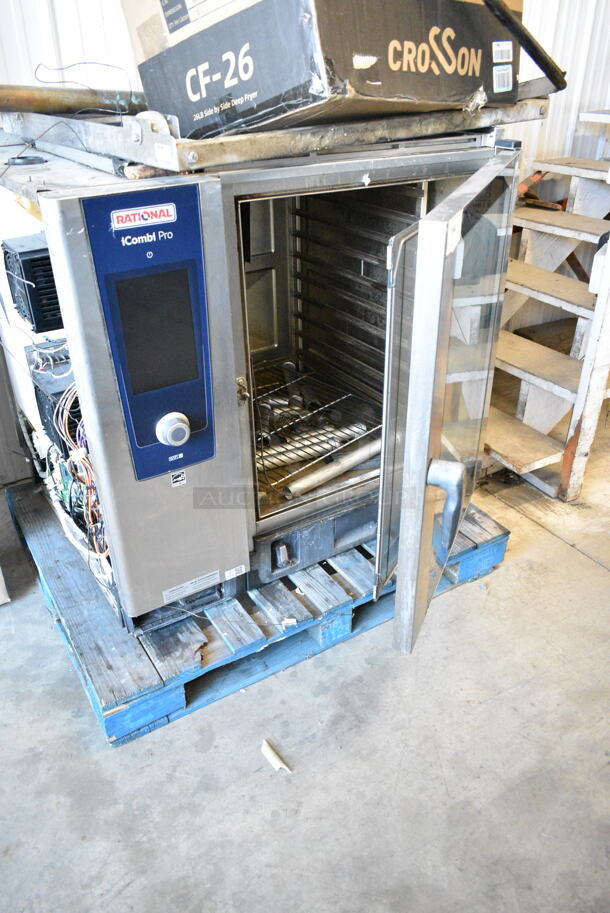 Rational LM100EE.AXXXX iCombi Pro Stainless Steel Commercial Countertop Electric Powered Combi Convection Oven. 440/480 Volts.  - Image 2 of 8