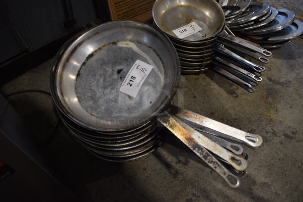 10 Metal Skillets. 21.5x13x2. 10 Times Your Bid! - Image 1 of 3