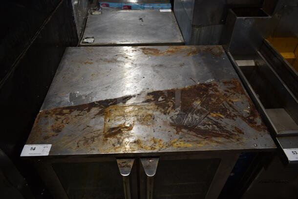 Stainless Steel Commercial Full Size Natural Gas Powered Convection Oven w/ View Through Doors, Metal Oven Racks and Thermostatic Controls.  - Image 2 of 5