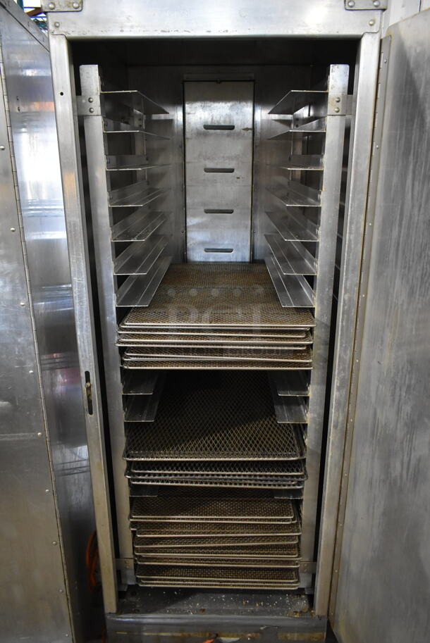Bucksco Metal Commercial Single Door Reach In Heating Proofing Holding Cabinet on Commercial Casters. Cannot Test - Unit Was Previously Hardwired - Image 6 of 6