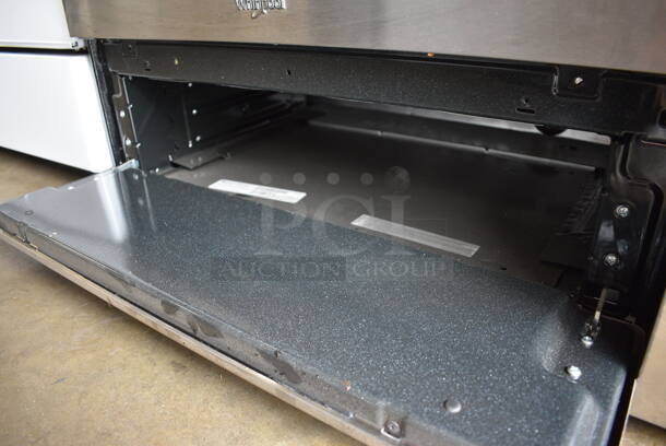 Whirlpool Model WFG320M0BS3 Natural Gas Powered 4 Burner Range w/ Oven. 30x26x46.5 - Image 9 of 9