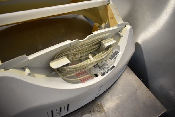 Ecolab SFS-1-1 Poly Bug Zapper. 120 Volts, 1 Phase. Tested and Working! - Image 4 of 5