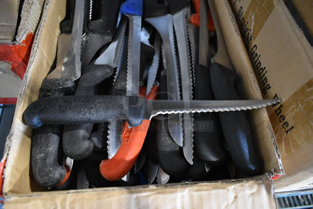 70 SHARPENED Stainless Steel Knives Including Serrated. 70 Times Your Bid! - Image 4 of 5