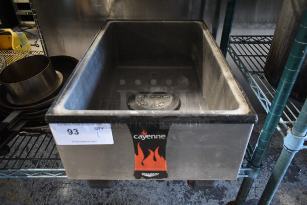 Vollrath Cayenne 1001 Stainless Steel Commercial Countertop Electric Powered Food Warmer. 120 Volts, 1 Phase. Tested and Working! - Image 1 of 5